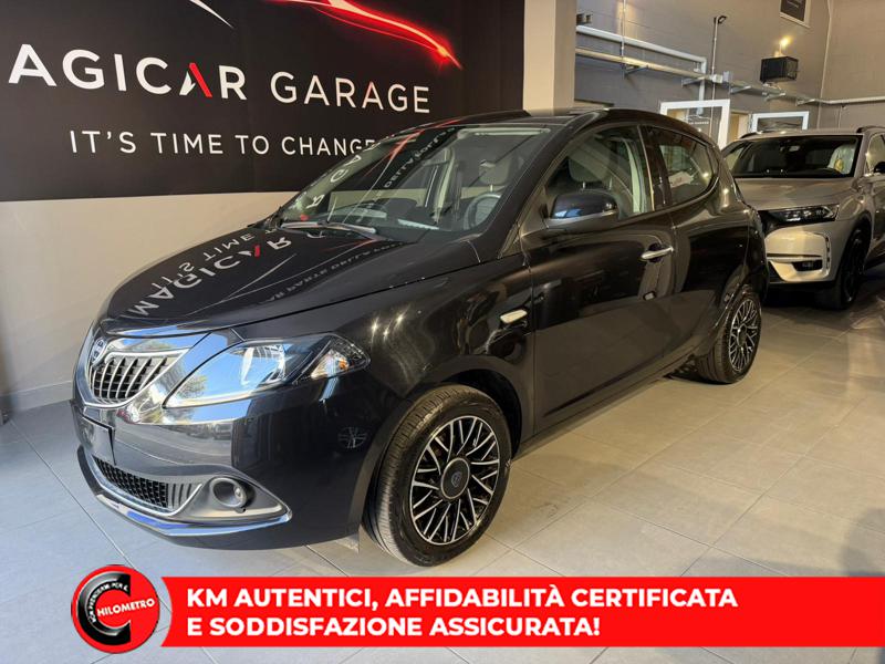 LANCIA YPSILON 1.0 70 CV HYBRID PLATINO